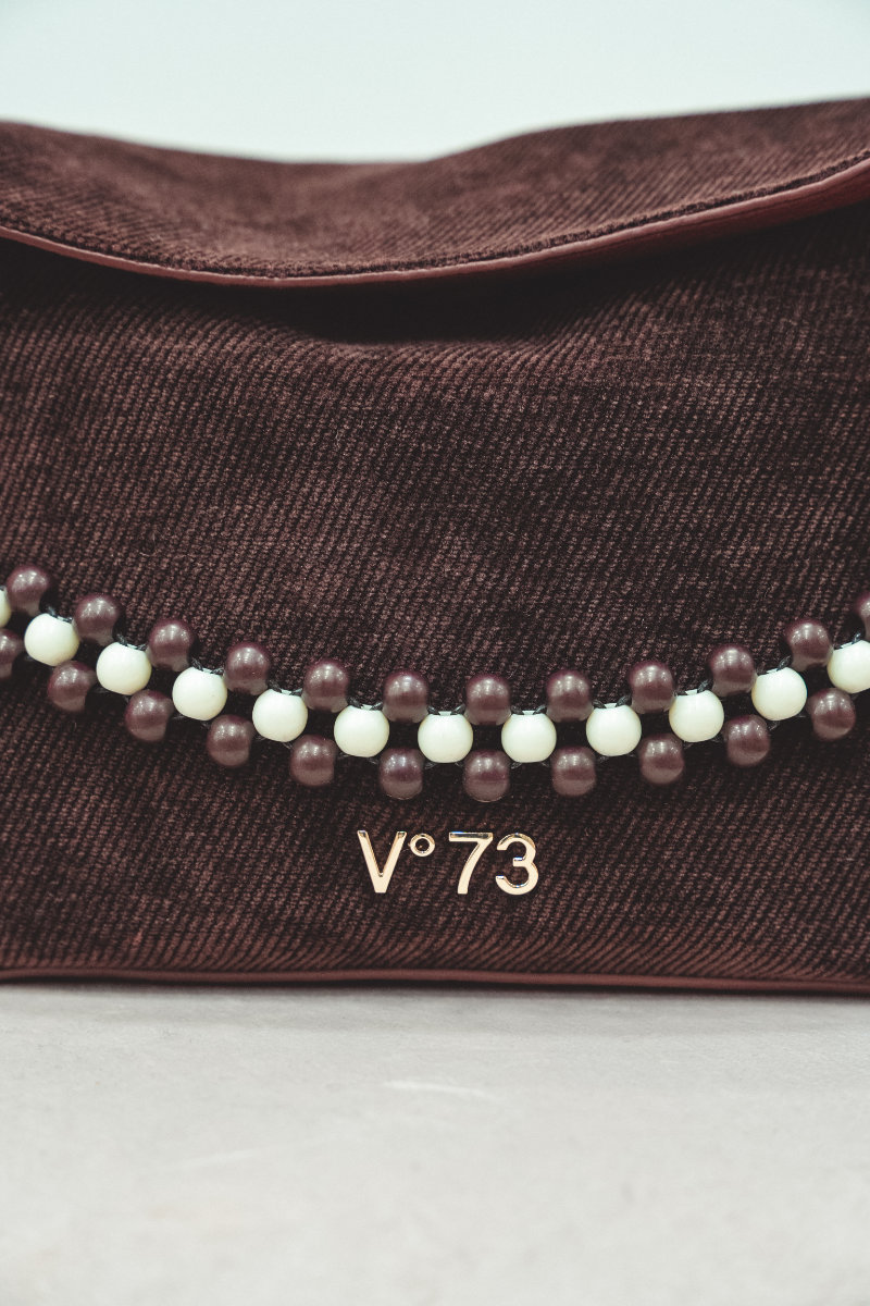 Borsa V°73 in velluto bordeaux con manico e tracolla - immagine 4