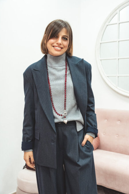 Giacca donna over blu gessata con bottone singolo